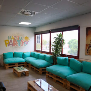 14.zona-adultos-haz-tu-party-nave-arroyomolinos