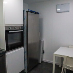 2.cocina-haz-tu-party-nave-arroyomolinos