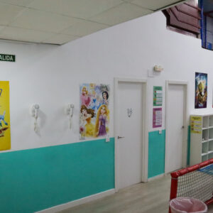 3.zonas-comunes-haz-tu-party-nave-arroyomolinos