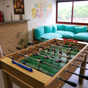 5.zona-adultos-haz-tu-party-nave-arroyomolinos